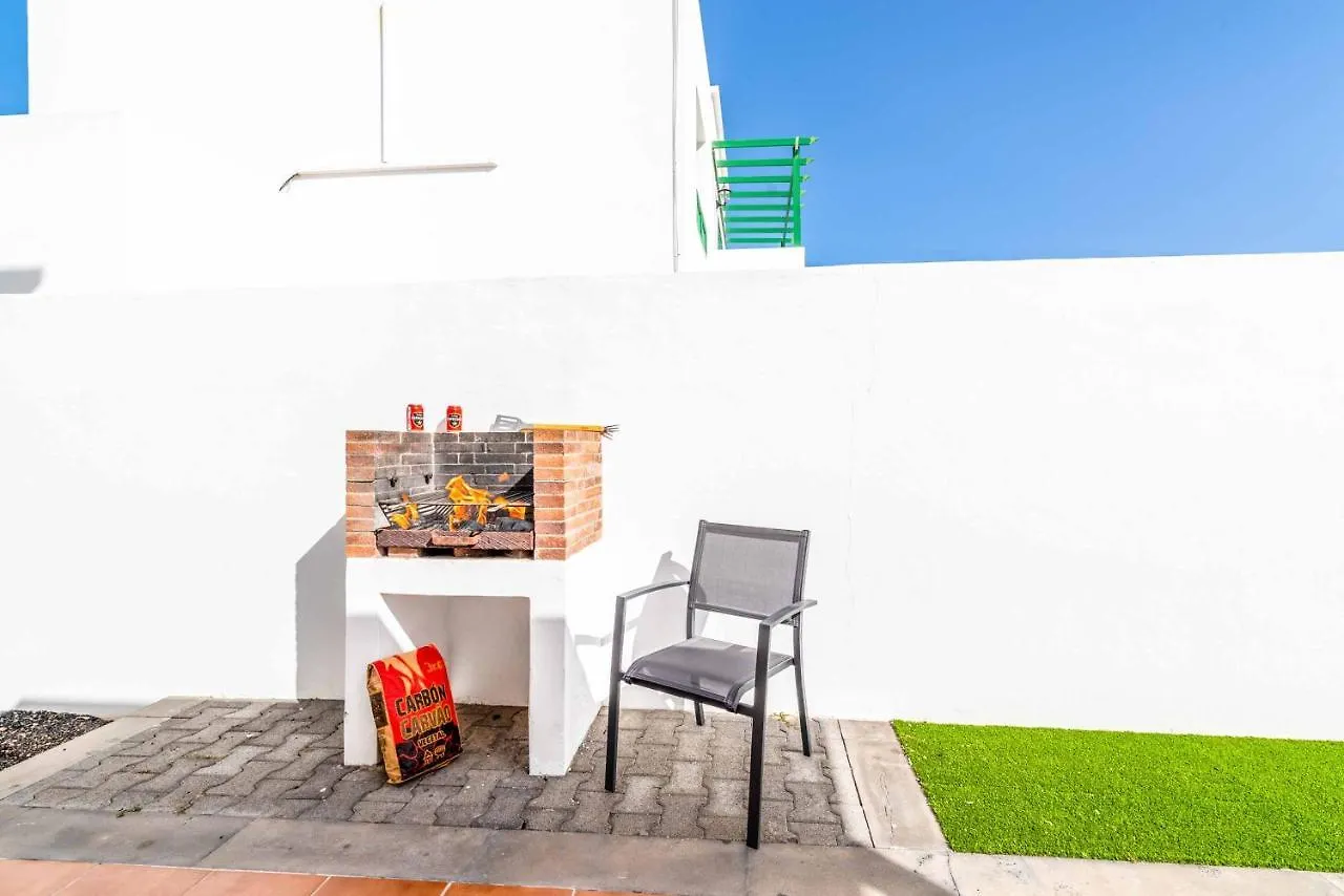 Villa Sama Playa Blanca  0*, Playa Blanca (Lanzarote) Spain